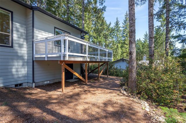 240 E Susan Lane, Union, WA 98592