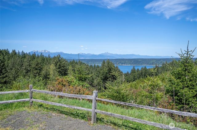 240 E Susan Lane, Union, WA 98592