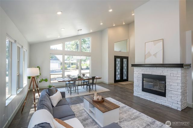 240 E Susan Lane, Union, WA 98592