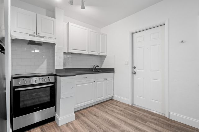 1100 NE 11th Avenue Apt 4, Fort Lauderdale, FL 33304
