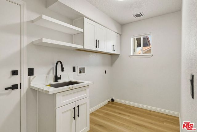 17590 El Cajon Drive, Hesperia, CA 92345