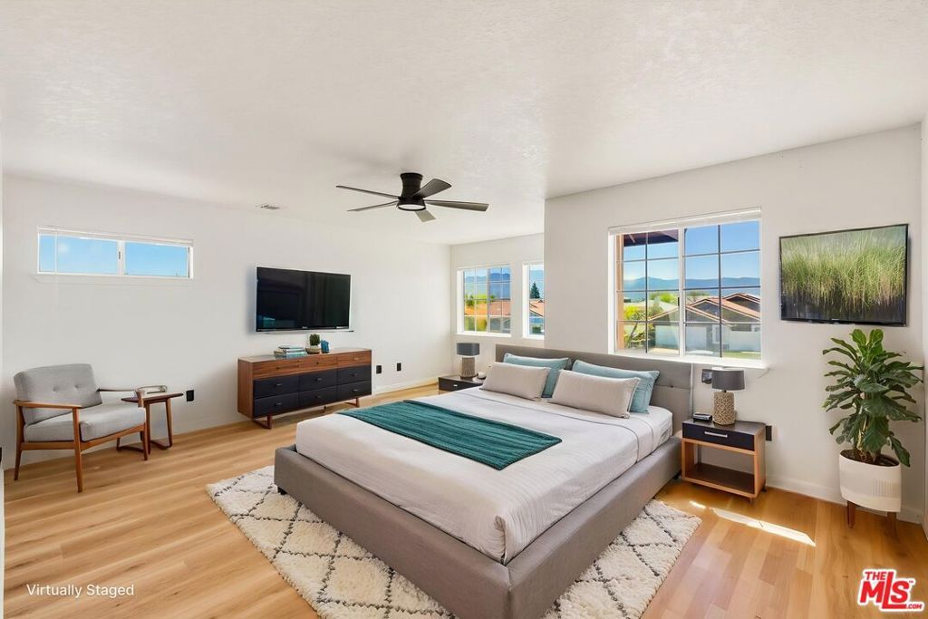 Image 25 of property listing at 17590 El Cajon Drive, Hesperia, CA 92345