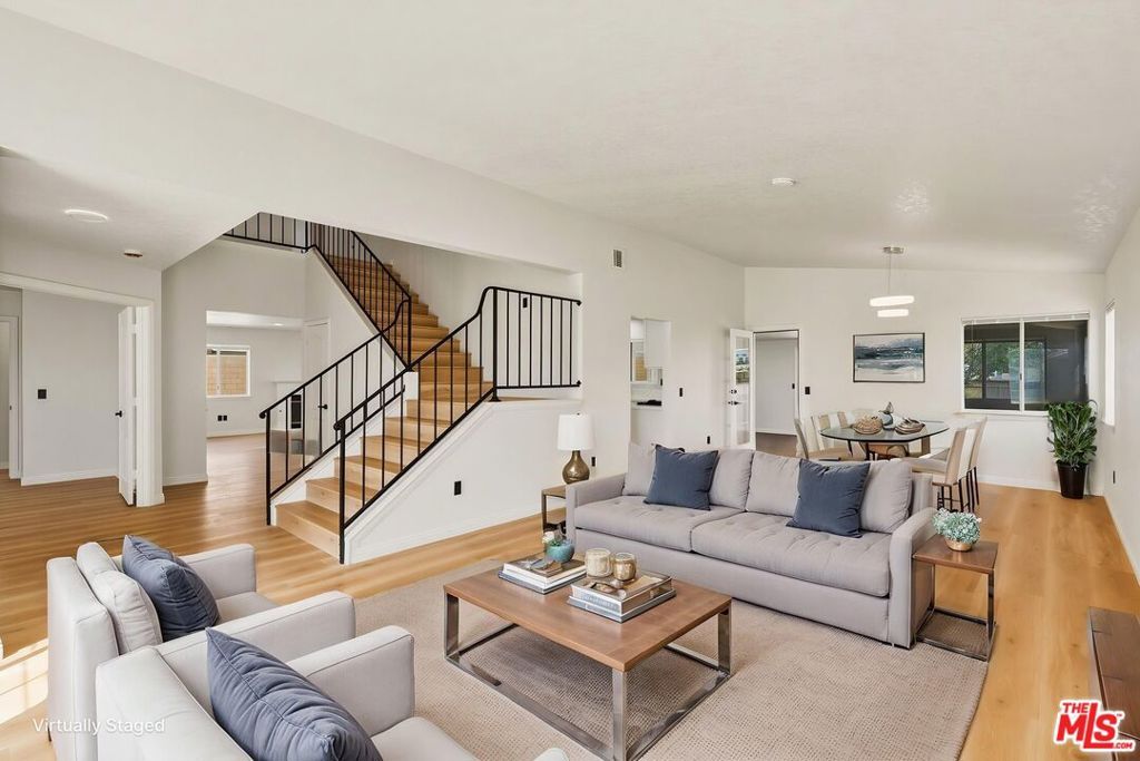 Image 5 of property listing at 17590 El Cajon Drive, Hesperia, CA 92345