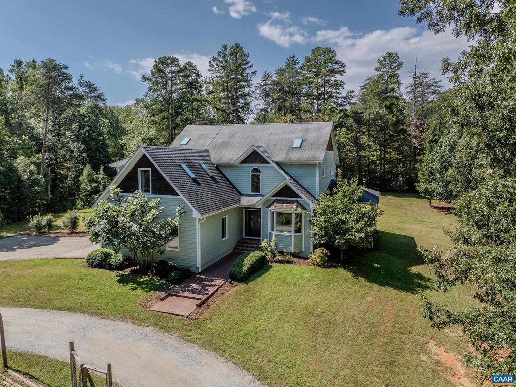 140 LYNX FARM LN, Charlottesville, VA 22903