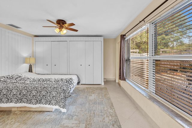 3998 NW 5th Avenue, Boca Raton, FL 33431