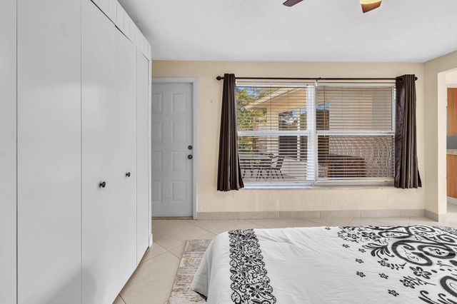 3998 NW 5th Avenue, Boca Raton, FL 33431