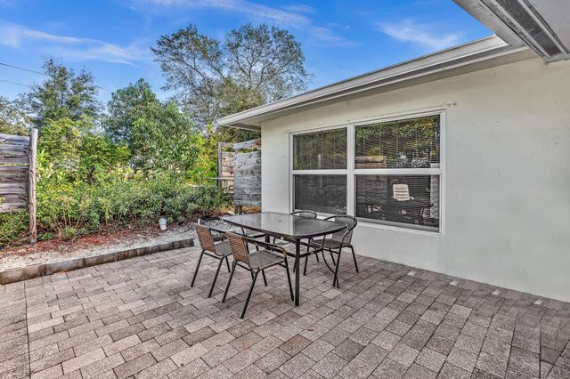 3998 NW 5th Avenue, Boca Raton, FL 33431