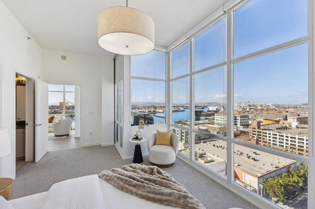 222 222 Broadway 1505, Oakland, CA 94607