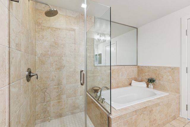 222 222 Broadway 1505, Oakland, CA 94607