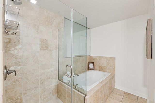 222 222 Broadway 1505, Oakland, CA 94607