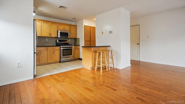 896 Union Avenue B, Bronx, NY 10459