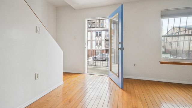 896 Union Avenue B, Bronx, NY 10459