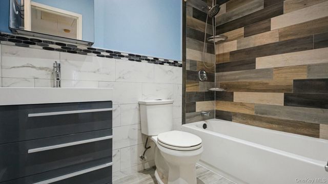 896 Union Avenue B, Bronx, NY 10459