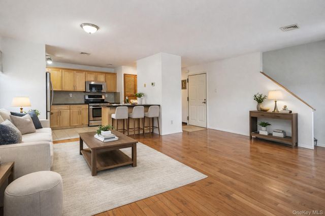 896 Union Avenue B, Bronx, NY 10459