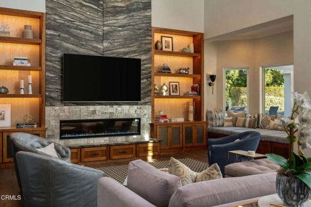 1069 Corte Barroso, Camarillo, CA 93010