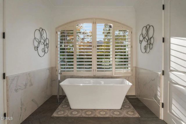 1069 Corte Barroso, Camarillo, CA 93010