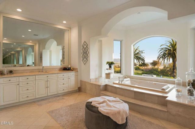 1069 Corte Barroso, Camarillo, CA 93010