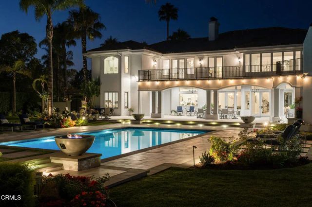 1069 Corte Barroso, Camarillo, CA 93010