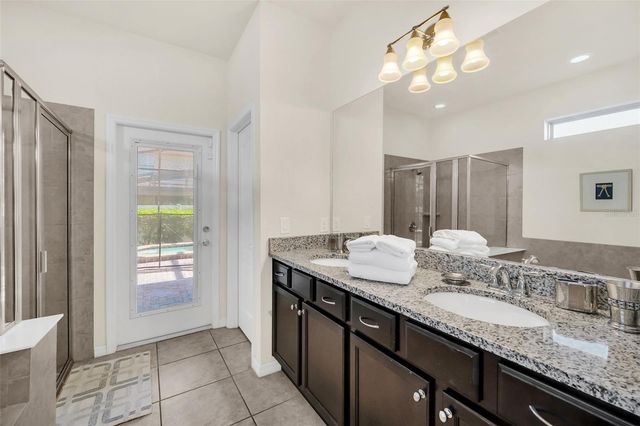 8887 MENTON LOOP, Kissimmee, FL 34747