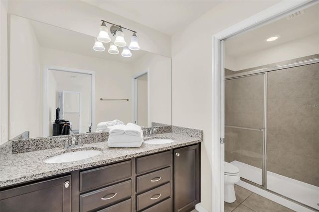 8887 MENTON LOOP, Kissimmee, FL 34747