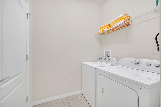 8887 MENTON LOOP, Kissimmee, FL 34747
