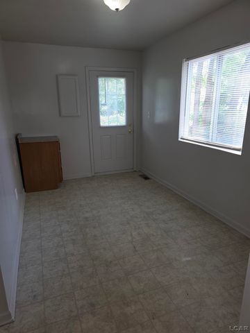 23626 Stewart Avenue, Warren, MI 48089