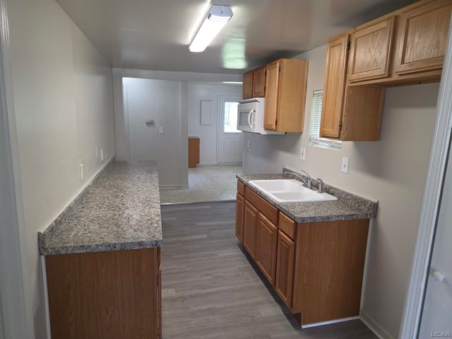 23626 Stewart Avenue, Warren, MI 48089