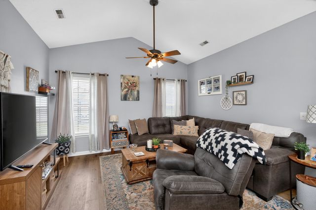 105 Dusk Court, Georgetown, KY 40324