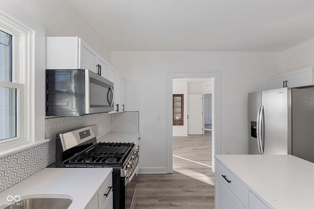 7673 N Center Street, Mccordsville, IN 46055