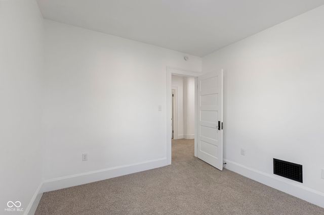 7673 N Center Street, Mccordsville, IN 46055