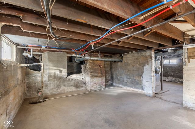 7673 N Center Street, Mccordsville, IN 46055