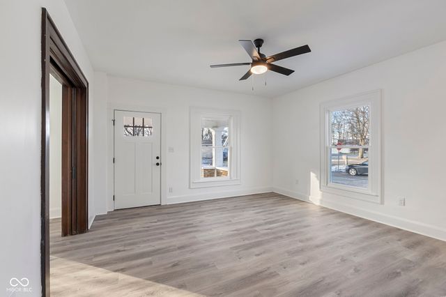 7673 N Center Street, Mccordsville, IN 46055