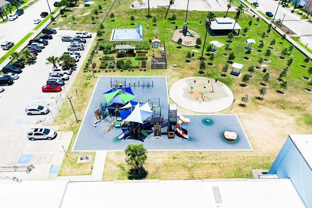 2127 28th Street, Galveston, TX 77550