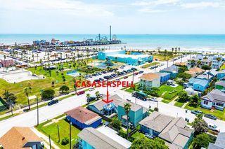 2127 28th Street, Galveston, TX 77550