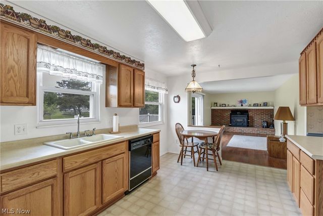 1656 Belfair Drive, Twinsburg, OH 44087