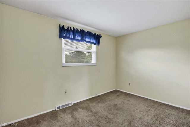 1656 Belfair Drive, Twinsburg, OH 44087
