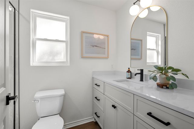 14014 Harbor Drive, Woodway, TX 76712