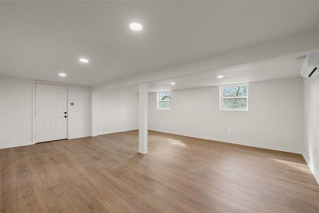 14014 Harbor Drive, Woodway, TX 76712