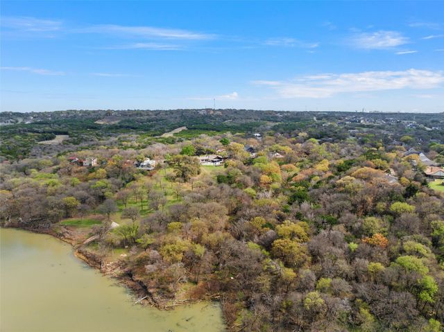 14014 Harbor Drive, Woodway, TX 76712