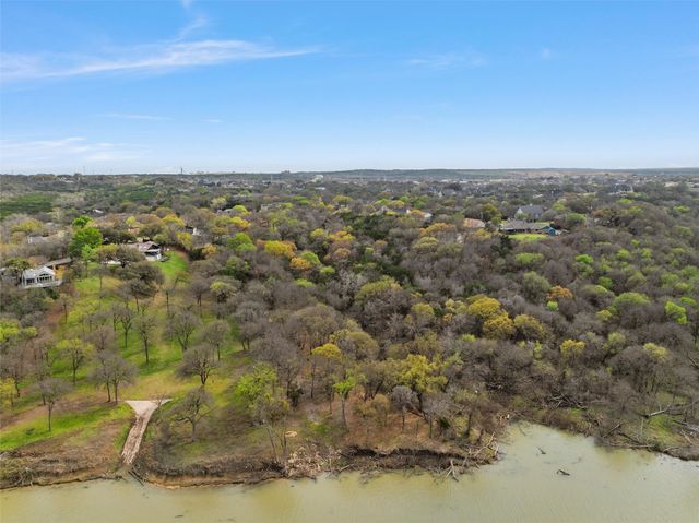 14014 Harbor Drive, Woodway, TX 76712