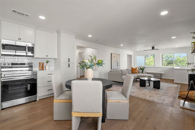 14014 Harbor Drive, Woodway, TX 76712