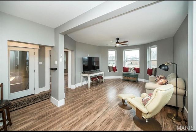 205 S Illinois Street, Belleville, IL 62220