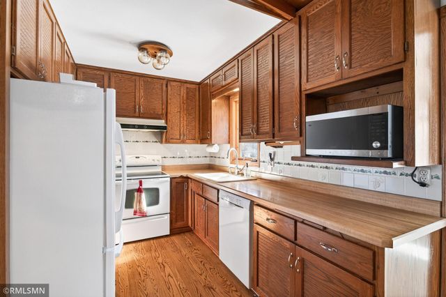 200 109th Avenue NW, Coon Rapids, MN 55448