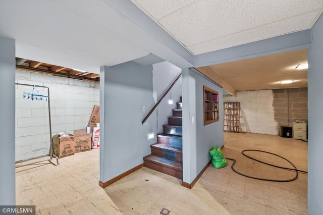 200 109th Avenue NW, Coon Rapids, MN 55448