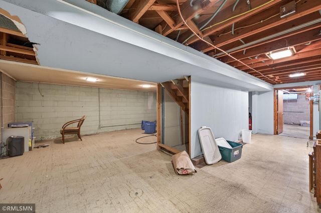 200 109th Avenue NW, Coon Rapids, MN 55448