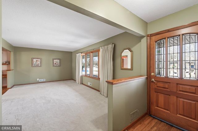 200 109th Avenue NW, Coon Rapids, MN 55448