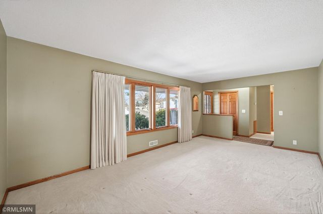 200 109th Avenue NW, Coon Rapids, MN 55448