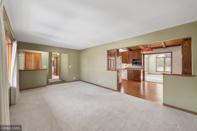 200 109th Avenue NW, Coon Rapids, MN 55448