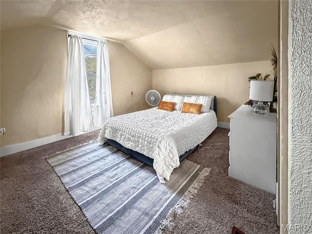 1015 E A Street, Belleville, IL 62220