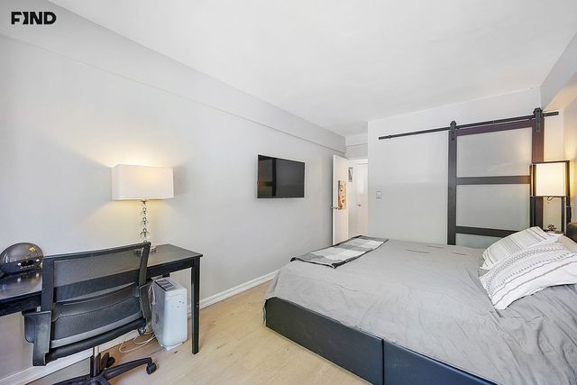 200 E 36th St Apt 2C, New York City, NY 10016